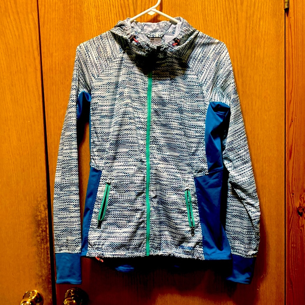 Marmot hooded wind jacket size L
